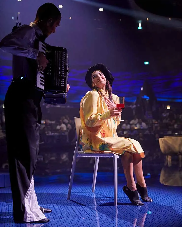 Una escena de LUDÕ durante la cena-show